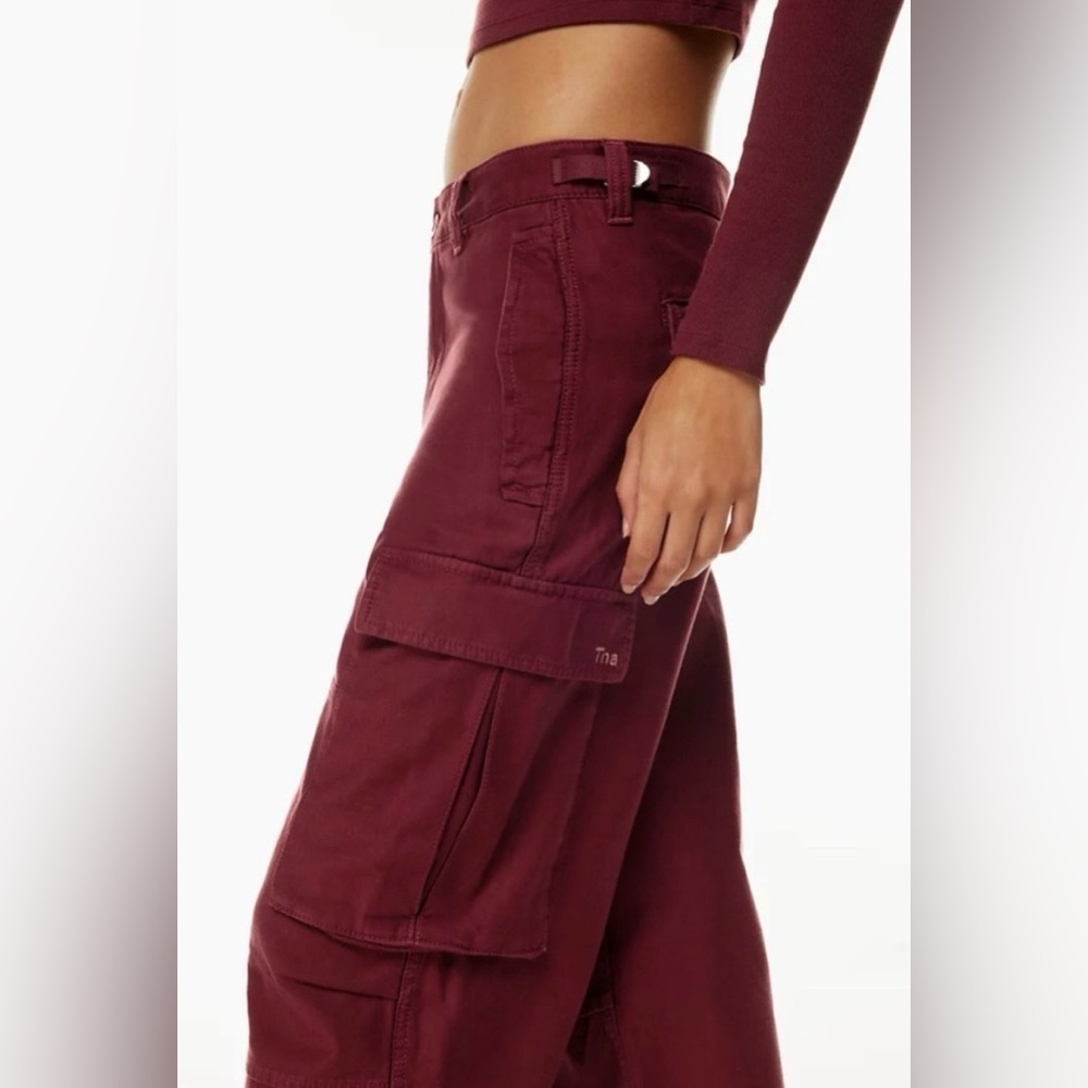 TNA Women's Maroon Cargo Pants - Picture 9 of 9